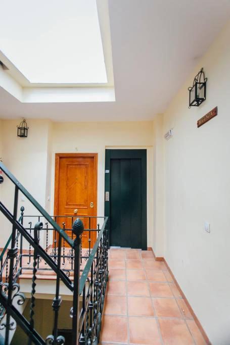 Precioso Apartamento En El Casco Antiguo De Triana เซบีญา ภายนอก รูปภาพ